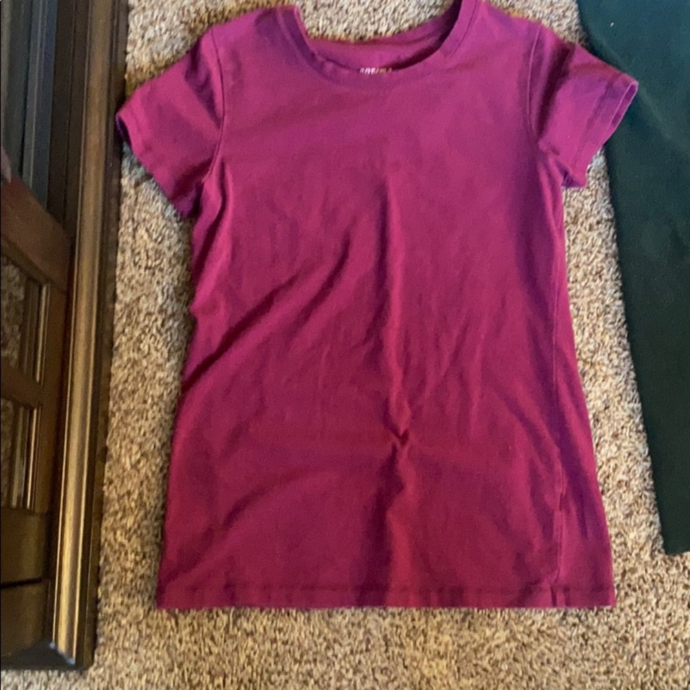 7 Short Sleeve Tops